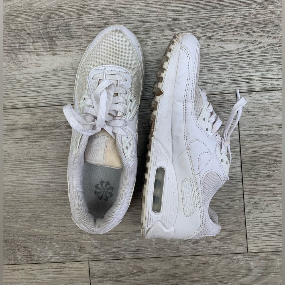 NIKE air max 90 White Athletic Sneakers